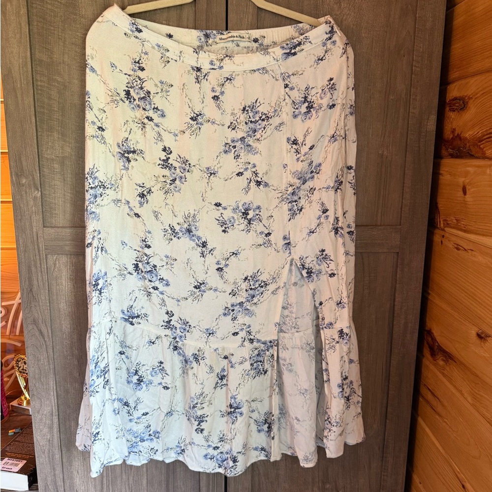 Abercrombie & Fitch Blue Floral Midi Skirt